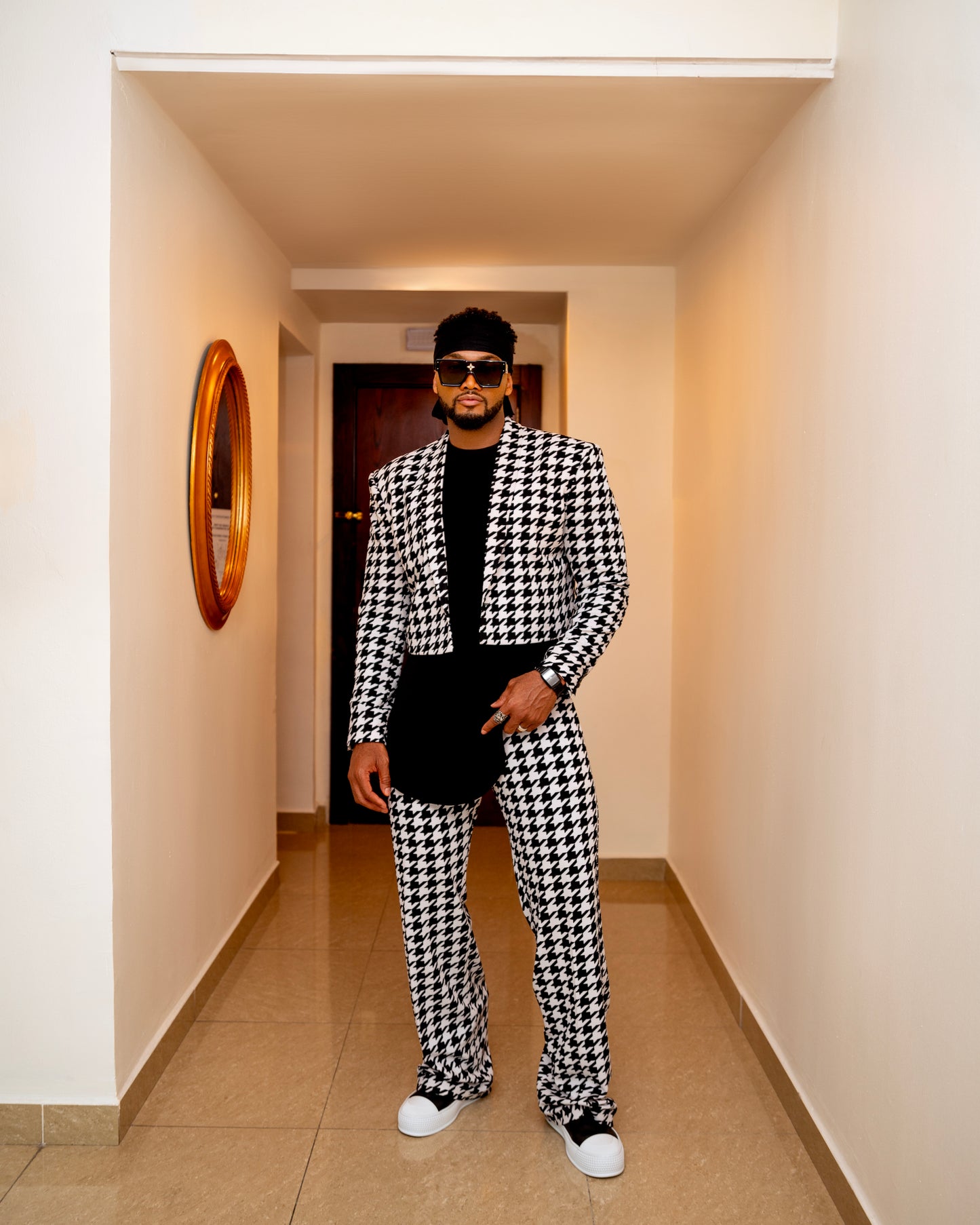 Houndstooth tailored crop jacket