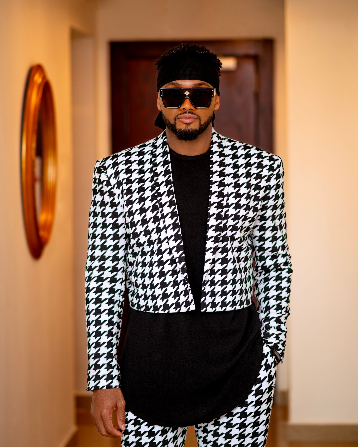 Houndstooth tailored crop jacket