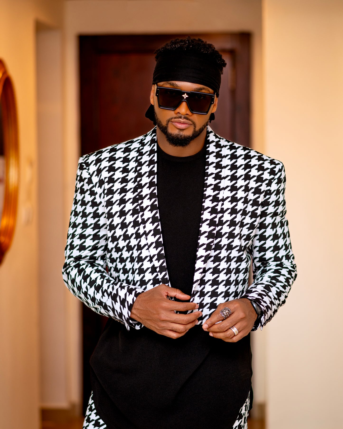 Houndstooth tailored crop jacket