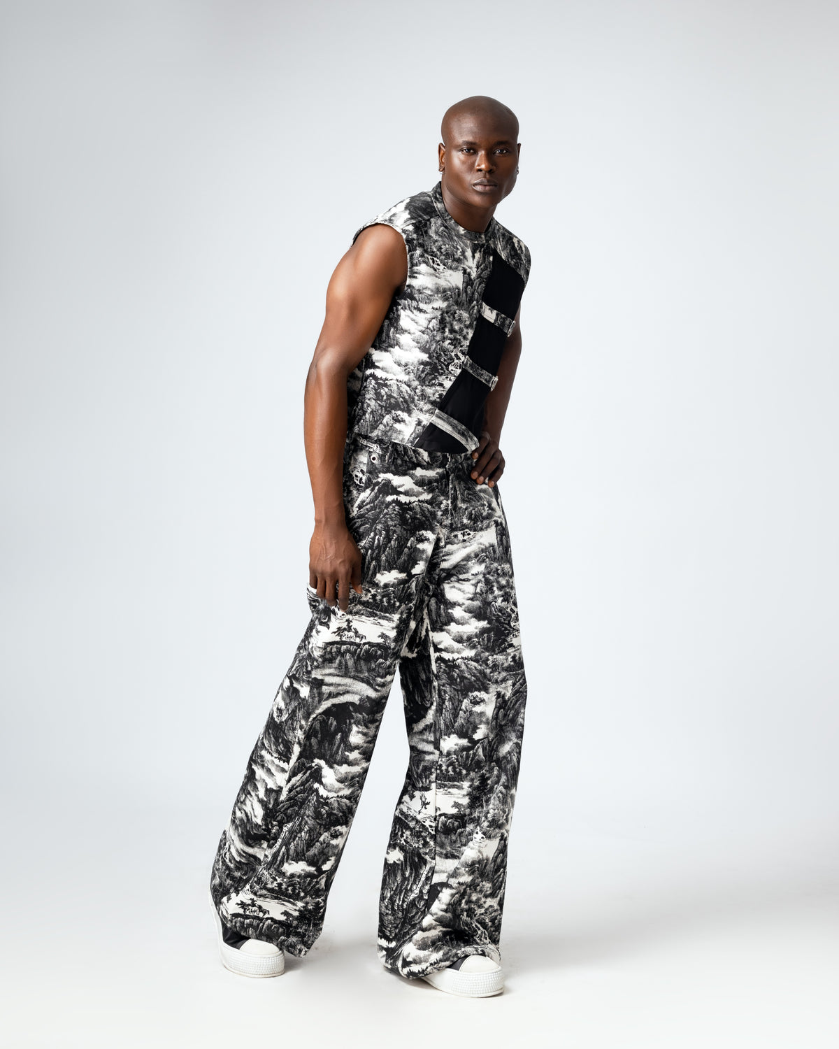 Black and white printed denim set